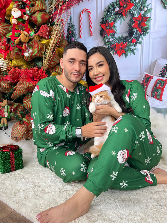 PIJAMA PANTALON Y FRANELA MANGA LARGA DAMA - PAPA NOEL VERDE